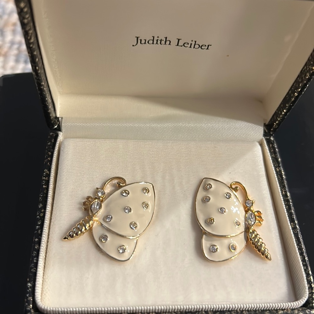New in box Judith Leiber clip on butterfly earrings. RARE.